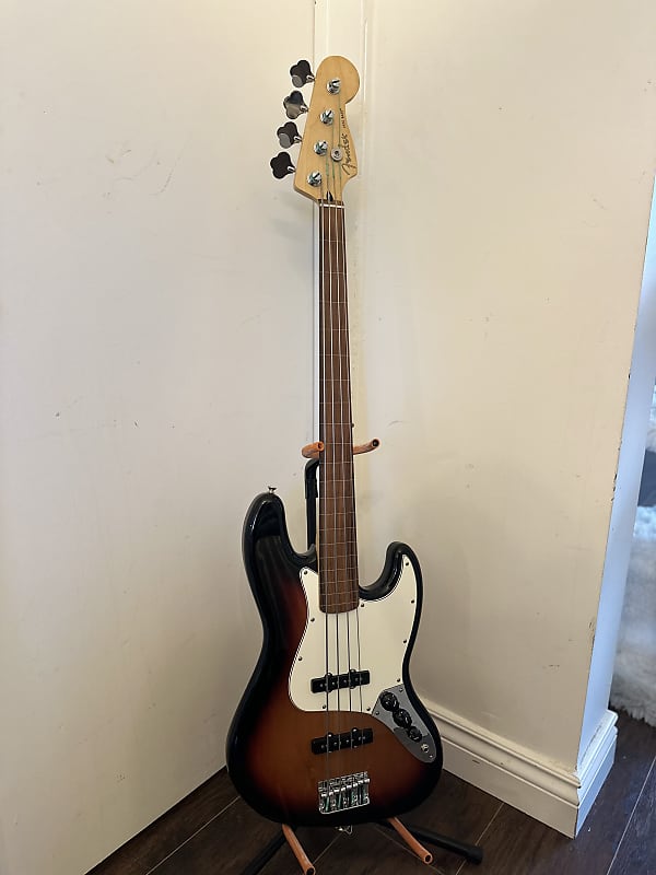 Fender Player Jazz Bass Fretless | Reverb Canada