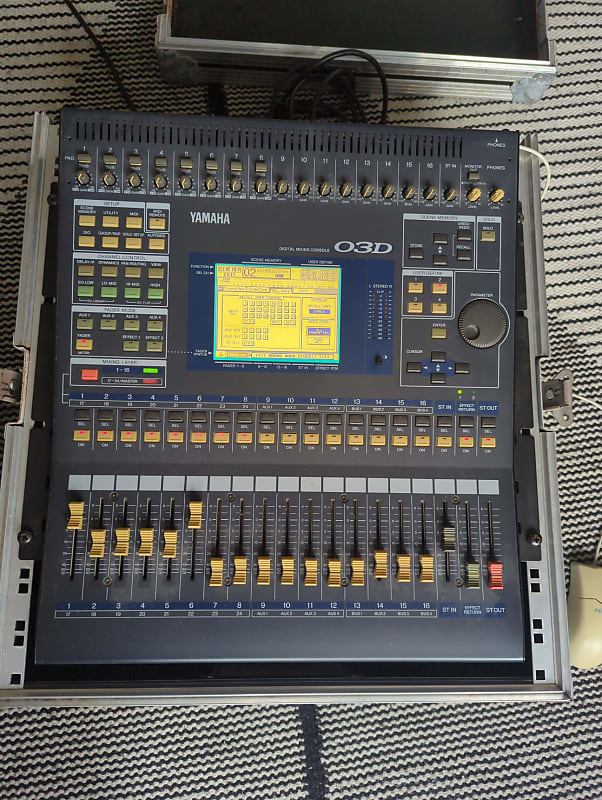 Yamaha O3D 1997 Grey Navy | Reverb