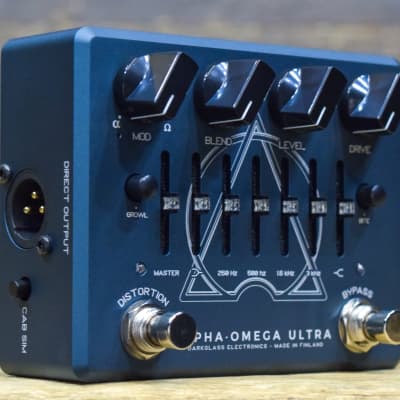 Darkglass Electronics Alpha Omega Ultra V2 (Aux-In) Bass Preamp Effect Pedal image 3