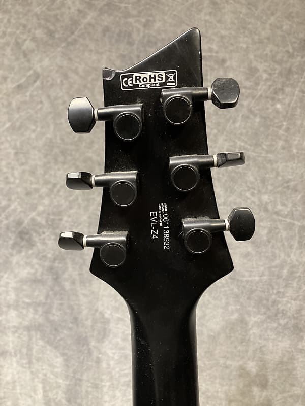 入手困難 Cort EVL-Z4 エレキギター マットブラック Cort EVL Z4 Pentagram single cut goth 2006 Satin Black
