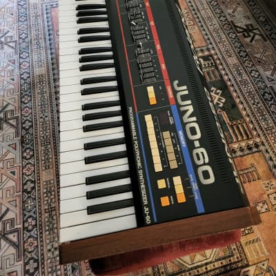 Roland Juno-60 with MIDI !! (1984)