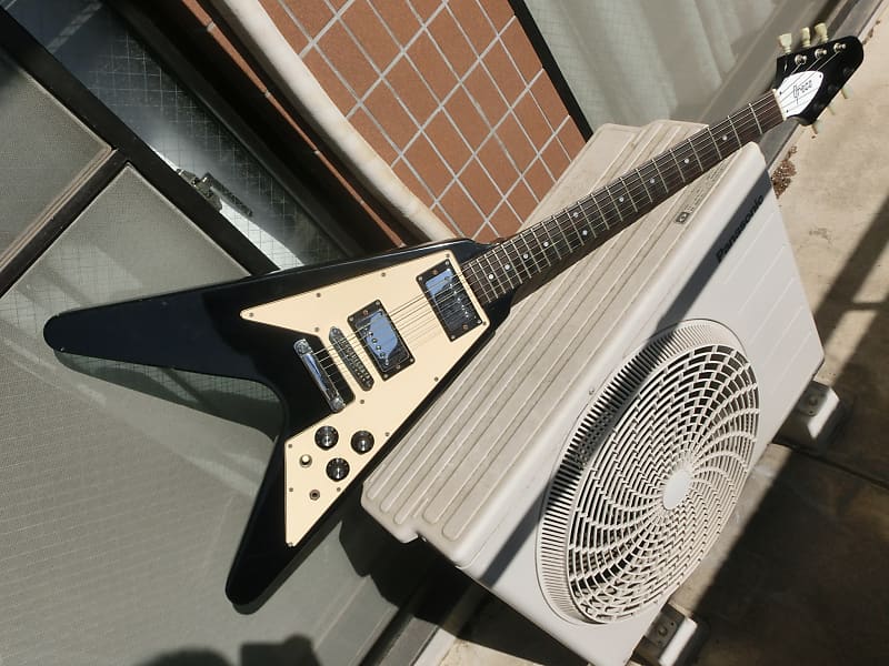 セール 海外 Greco FV-600 Flying V copy, Japan vintage made in 1978, very ギター