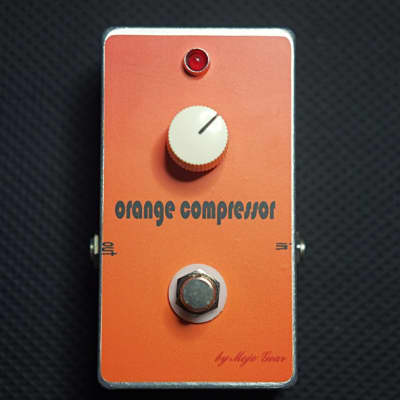 Orange Compressor Effect Pedal By Mojo Gear /Dan Armstrong's orange squeezer clone/vintage image 2