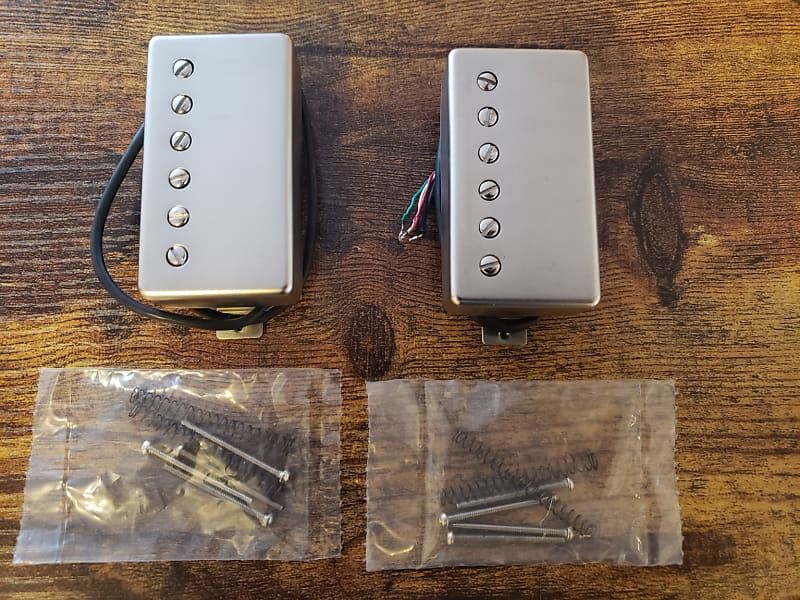 Seymour Duncan Retrospec'd Antiquity II Surfer Strat Neck – Chicago