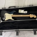 Fender Highway One Stratocaster with Maple Fretboard 2006 - 2011 Flat Black