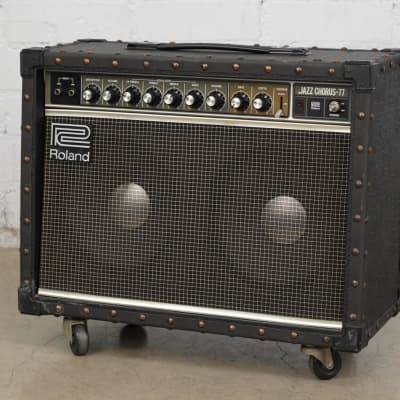 Roland JC-77 Jazz Chorus 80-Watt 2x10