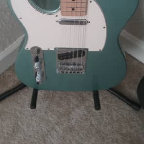 Cyan telecaster store
