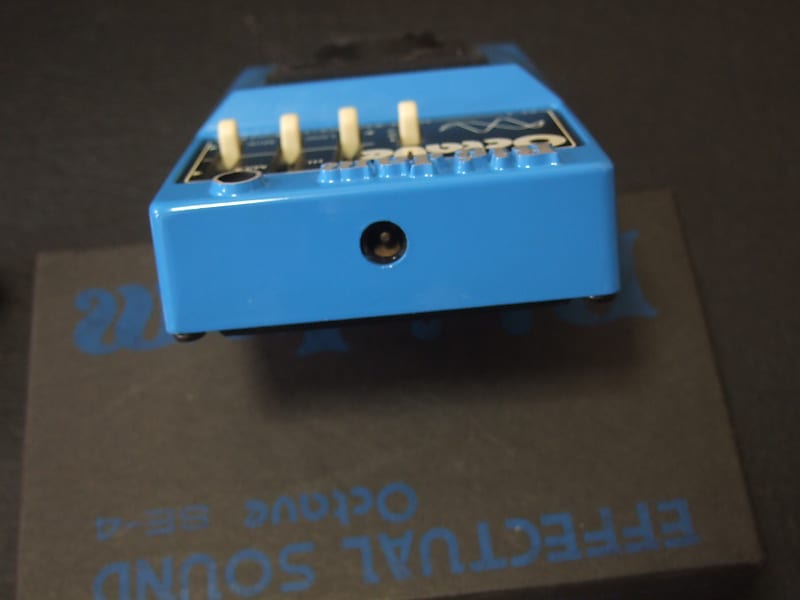 ギター Multivox Big Jam Octave SE-4 Octave Fuzz Multivox Big Jam SE-4 Octave - YouTube