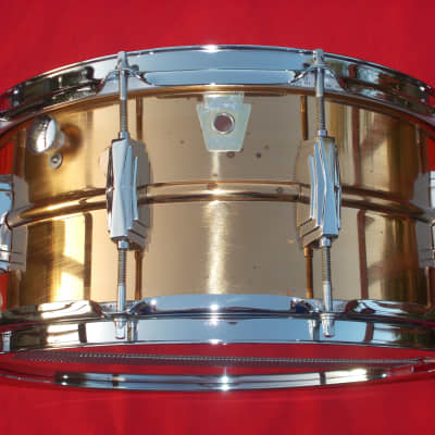 Ludwig No. 552 Bronze 6.5x14" Snare Drum with Large Chicago Keystone Badge 1984