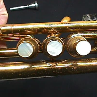 A U.S.A. MadeThe Regent Bb Trumpet in it's Original Case & Ready to Play   29 T image 7