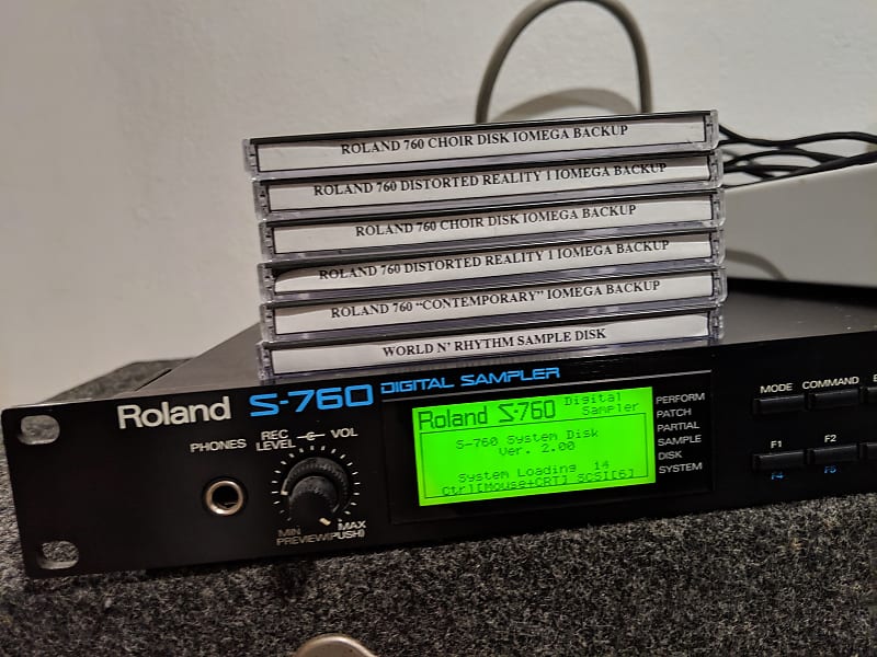Roland Digital Sampler S-760