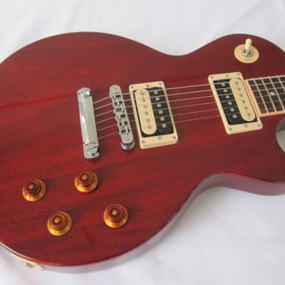 Gibson Les Paul Special Heritage Cherry 2015 with gig bag, case candy and original box image 4