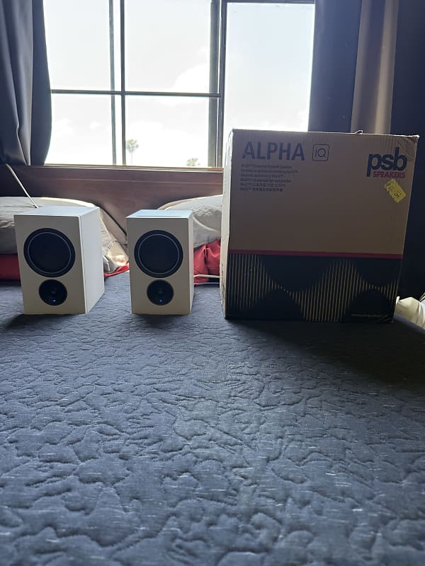 PSB Alpha IQ's 2024 - White image 1