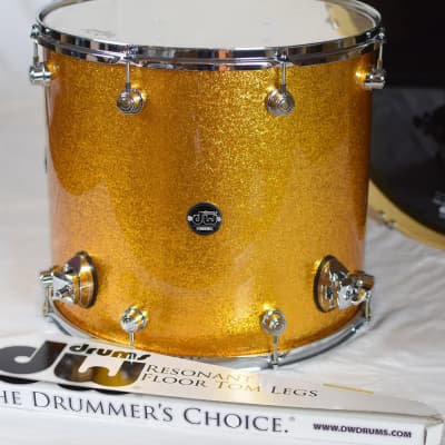 DW RAMMSTEIN Performance FP Gold Sparkle Shell Kit 3-piece image 5