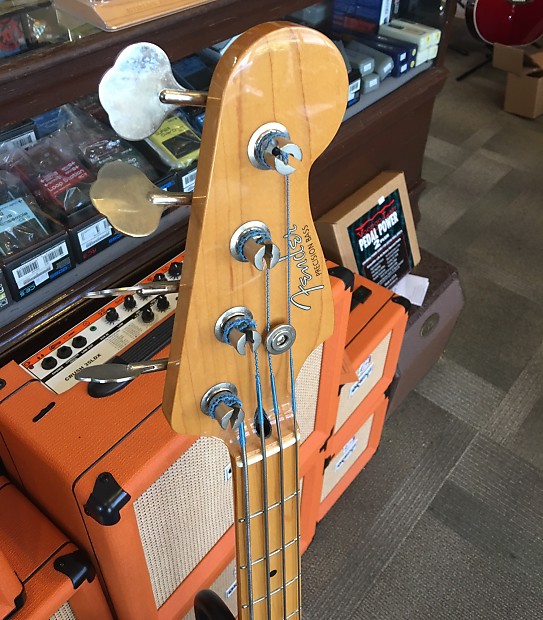 Fender precision bass olx outlet