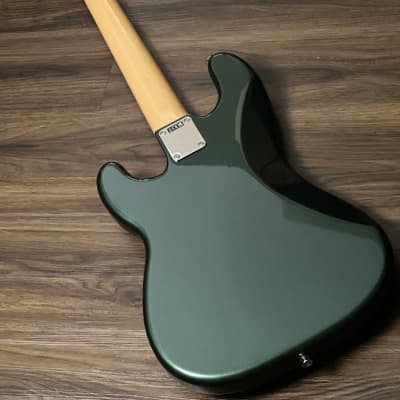 Fender Japan Traditional II 60s Precision Bass Guitar with RW FB in Aged Sherwood Green Metallic image 3