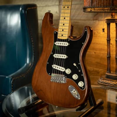 Fender Stratocaster with 3-Bolt Neck, Maple Fretboard 1976 Walnut (Mocha) image 4