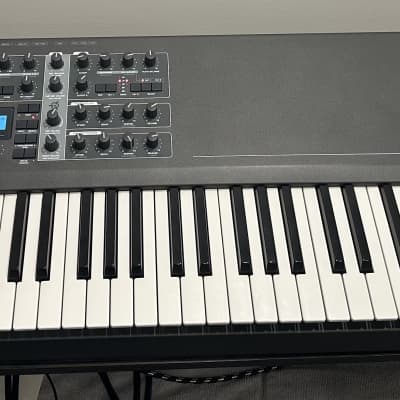 Access Virus TI2 61-Key Digital Synthesizer 2000s - Black