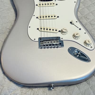 2018 Fender American Deluxe Stratocaster Blizzard Pearl w/Professional neck and CS Fat '50's pickups image 2