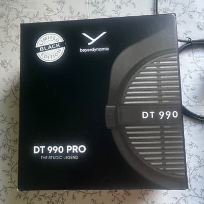 Beyerdynamic DT 990 Pro (250 Ohm) Limited Edition Black image 3