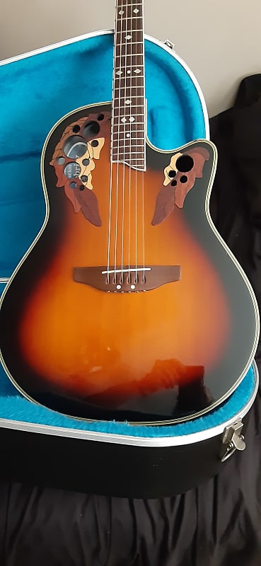 Ovation Celebrity Deluxe CC257 ?? 1996年製 Ovation Celebrity Deluxe CC257 ?? 1996年製 Ovation CC257 Celebrity