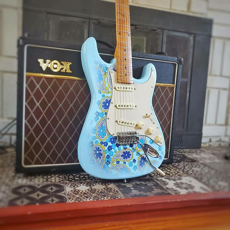 Muddy Water Guitars Stratocaster 2020 Sonic Blue With Hand | Reverb