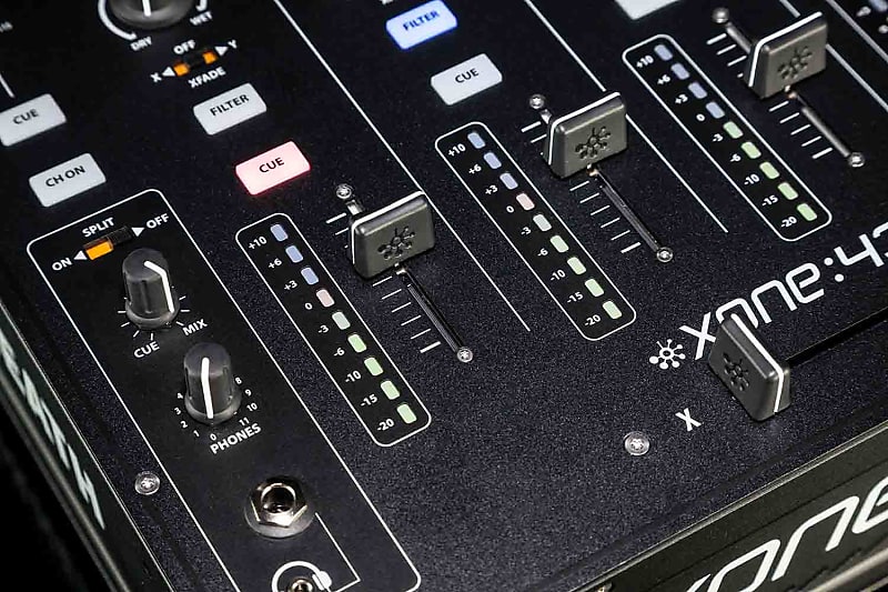 Allen & Heath XONE:43 4+1 Channel DJ Scratch Mixer | Reverb