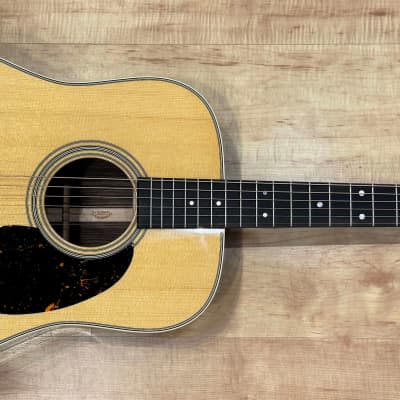 Martin Standard Series D-28 Acoustic Guitar Natural Gloss SN# 2829594 image 2