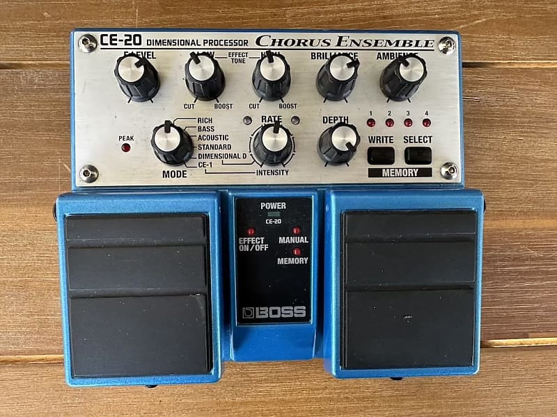 ギター BOSS CHORUS ENSEMBLE CE-20 Boss CE 20 Chorus Ensemble - The Guitar Store