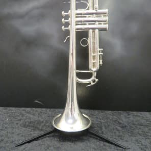 Bach Stradivarius SLR18037 Trumpet Silver image 3