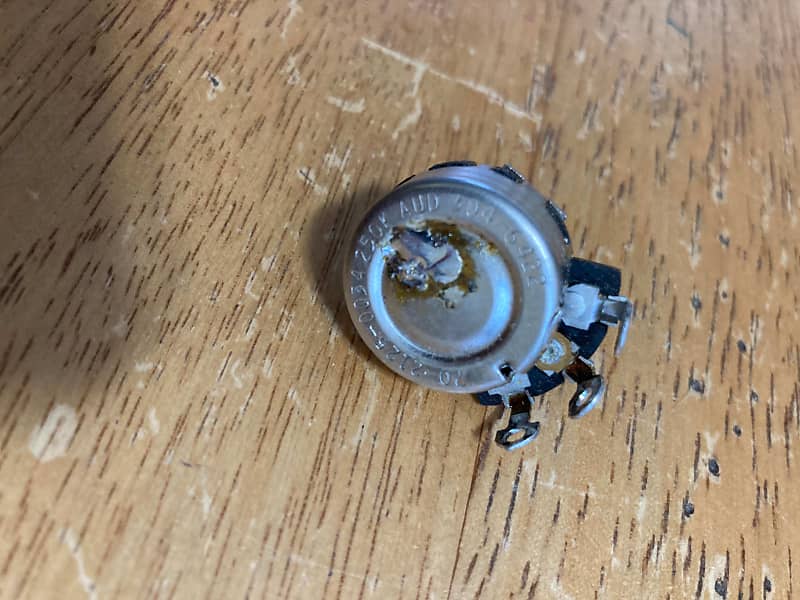 Stackpole 250k 1964 solid shaft potentiometer