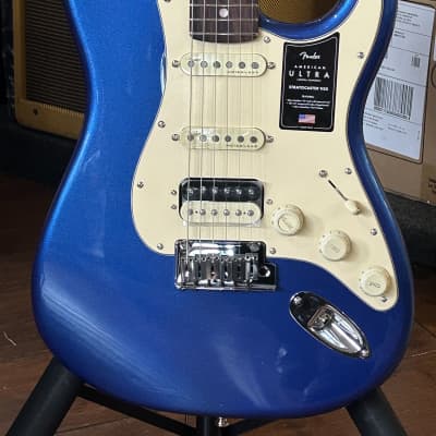 Fender American Ultra Stratocaster HSS Rosewood USA Made Cobra Blue #US22072892 8lbs 2.8 oz image 2