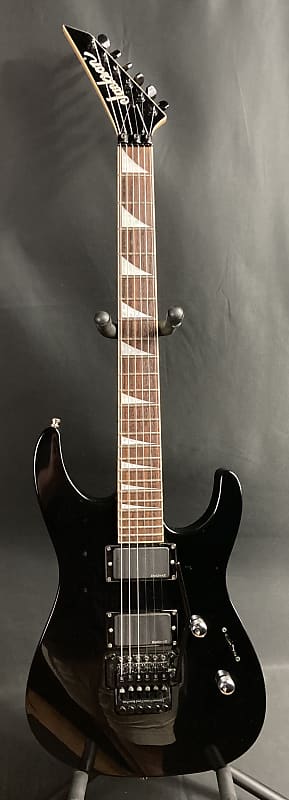 割引購入 MIJ Dinky DKMG Jackson 1997 Electric Reverb | Black Gloss Guitar ワイン