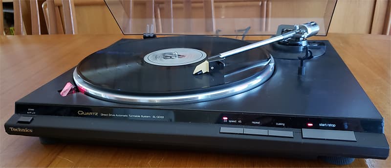 Technics SL-QD33 Quartz Lock Direct Drive Turntable- Near