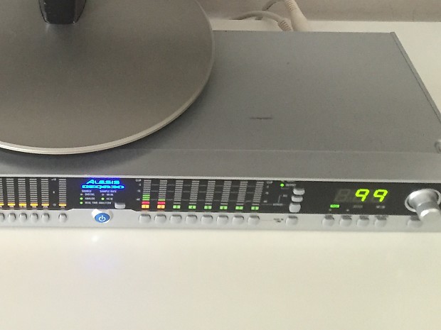 Alesis DEQ830 8 Channel Graphic EQ and Real Time Analyzer Alesis DEQ830 8 Channel Graphic EQ and Real Time Analyzer