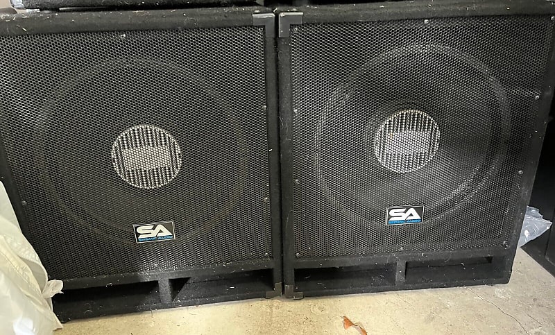 Seismic Audio PA Subwoofers Tremor Cabs with Eminence Kilomax 15" 2018 - Carpet image 1