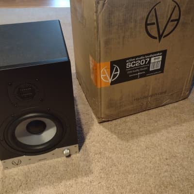 EVE Monitors SC 207 - User review - Gearspace.com