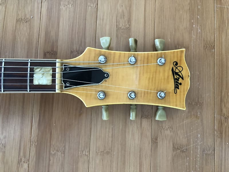 Aria SG 70's Natural | Reverb