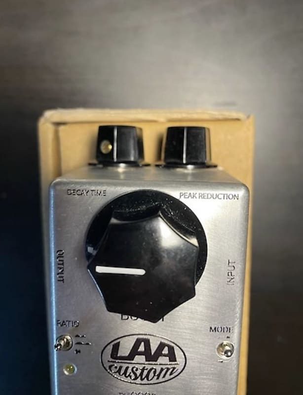 ギター LAA CUSTOM OP81 OPTO LIMITER Laa-Custom - OP81 OPTO LIMITER
