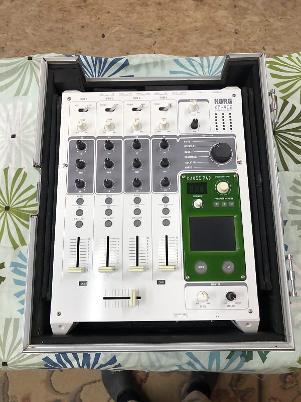 Korg KM-402 4-Channel Mixer with Integrated KAOSS Pad