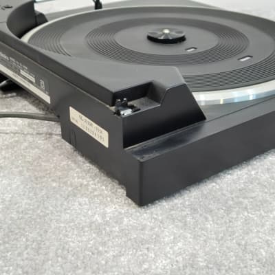 Technics SL-J100R - DC Servo Full-Auto Belt Drive Turntable image 9