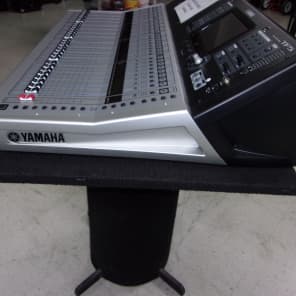 Yamaha TF5 image 6