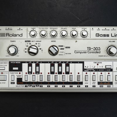 Roland TB-303 Bassline Synthesizer Module 1981 - 1984 - Silver image 1