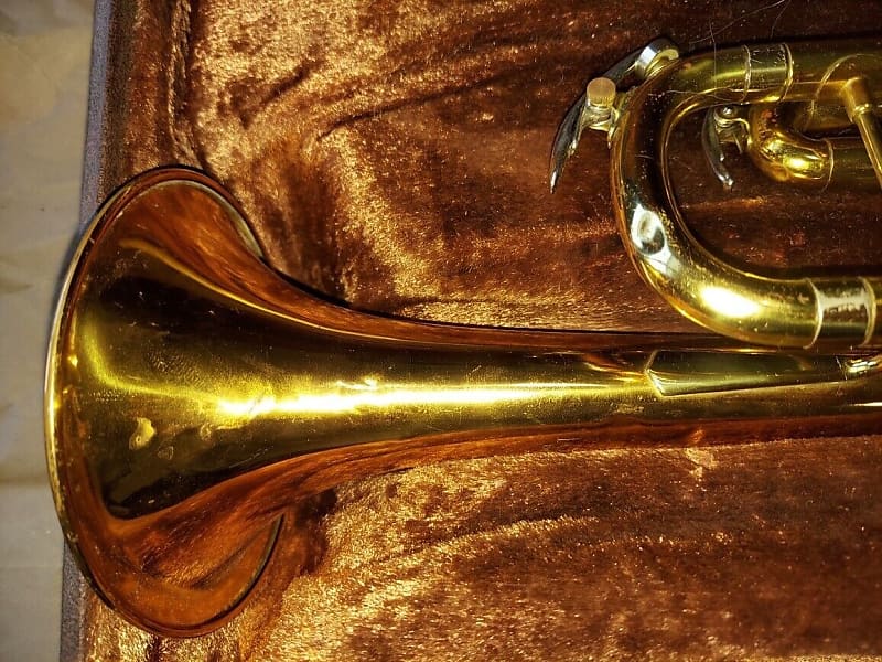 Conn 1000B trumpet with case. USA. Good Condition | Reverb