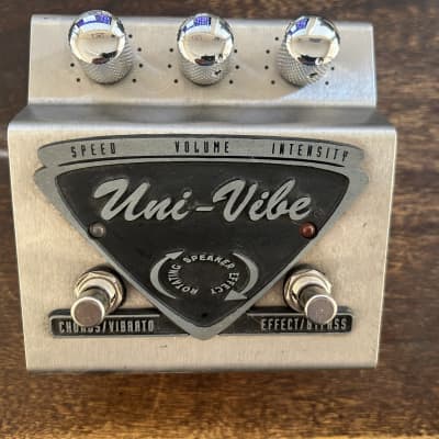 Dunlop UV-1 Uni-Vibe Chorus / Vibrato | Reverb