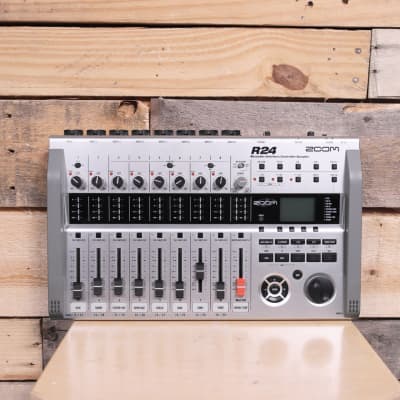 ROLAND EDiROL P-10 Visual Sampler VIDEO DJ VJ TOOL | Reverb