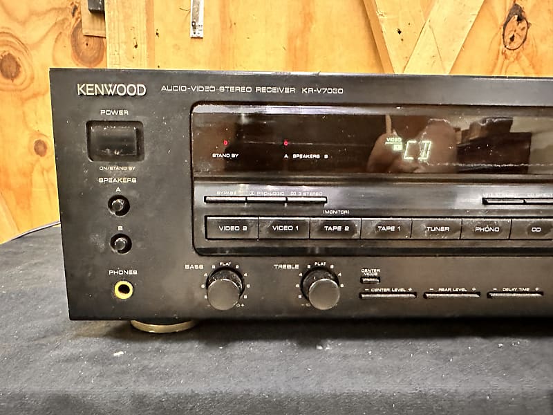 OIOI　Kenwood KRF-V7030 アンプ 本体 OIOI様 専用 Kenwood KRF-V7030 アンプ 本体 - メルカリ