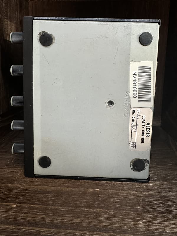 Alesis Nanoverb 18Bit Digital Effects Processor 1990s Reverb