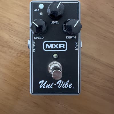 正規輸入品】MXR(エムエックスアール) M68 Uni-Vibe コーラス