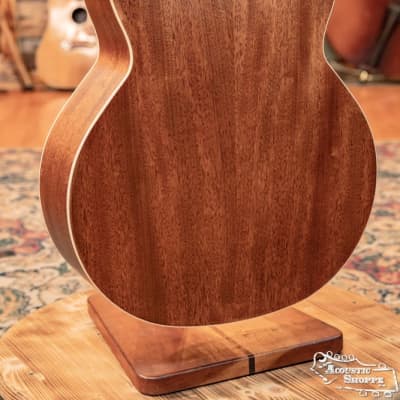 Guild BT-240E Sitka/Mahogany Jumbo Natural Top Baritone Acoustic Guitar w/ Fishman Pickup #9950 image 6